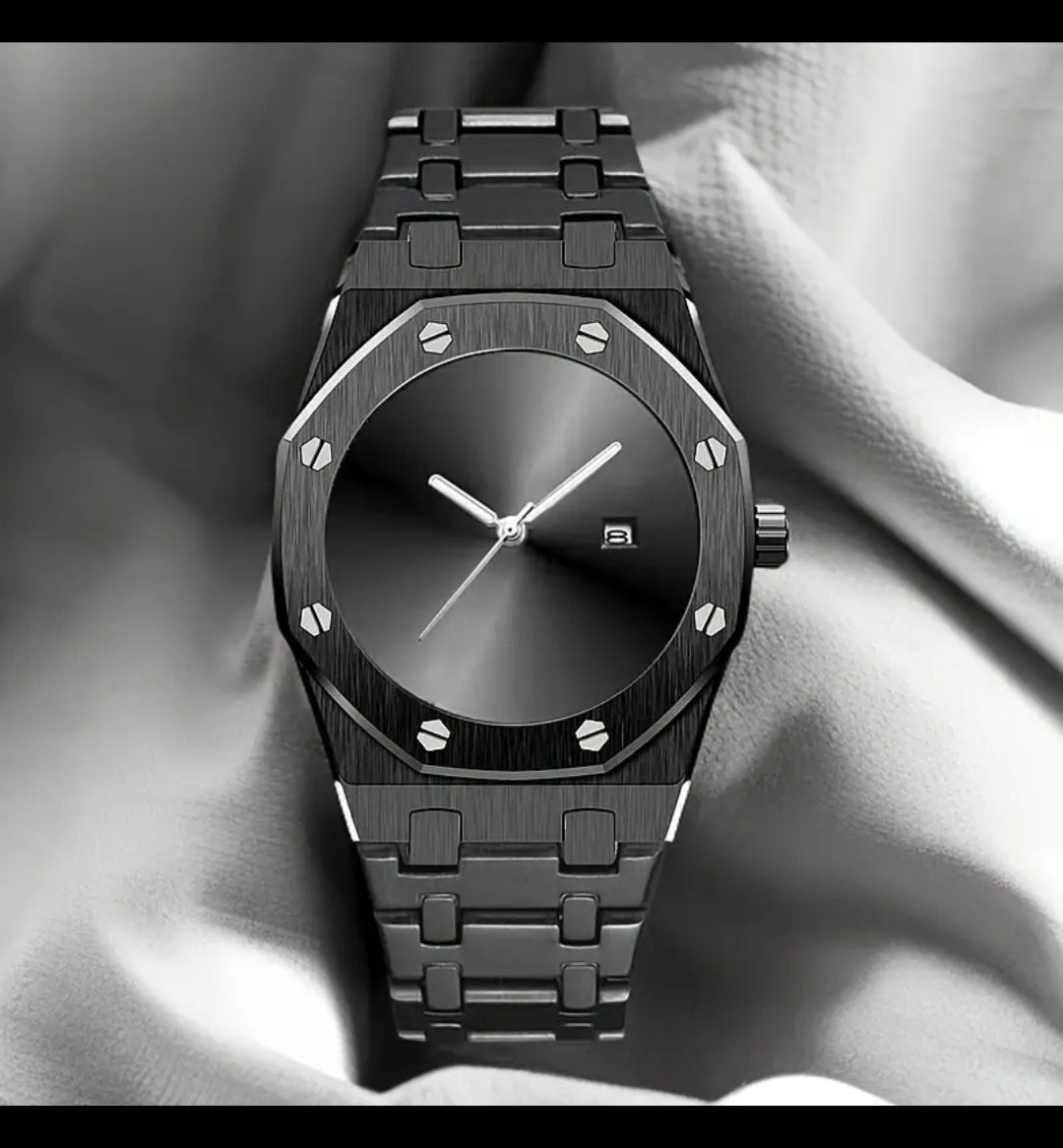 Aura watch in metal with date and time working